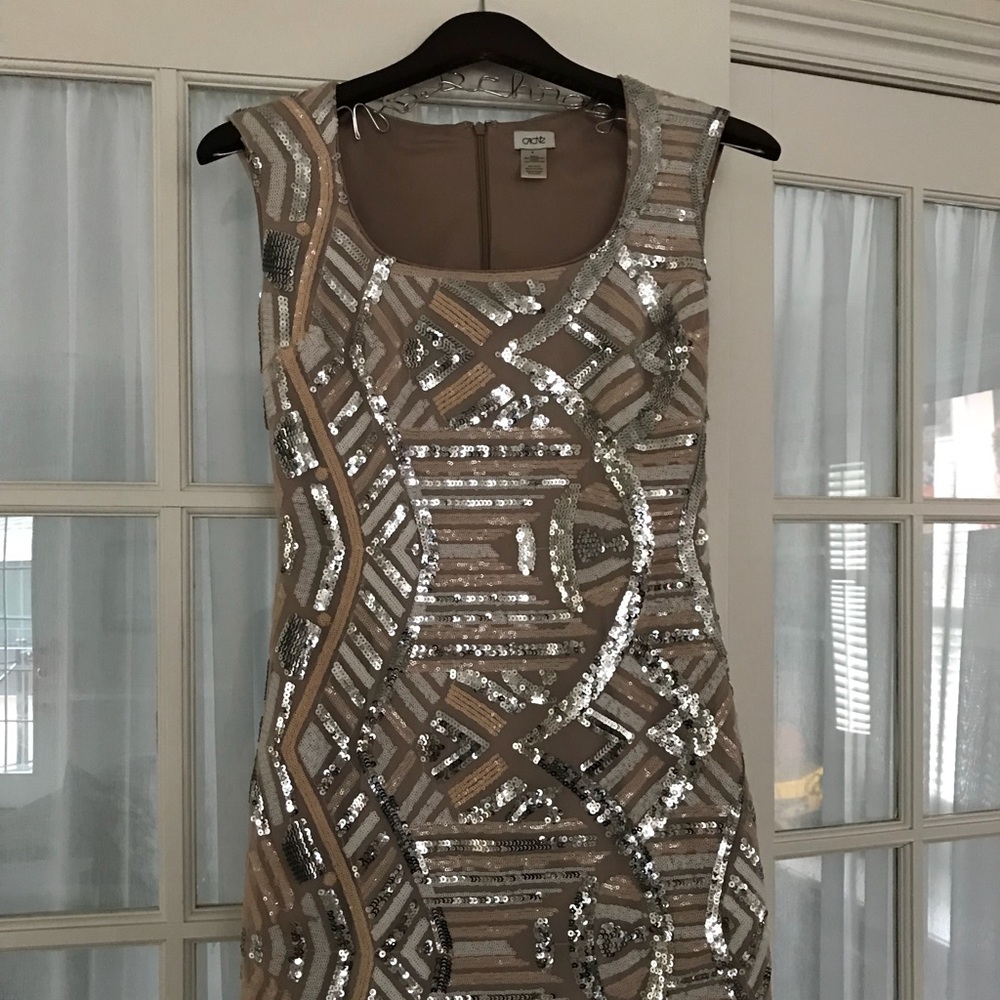 Cache sequin party / special occasion dress